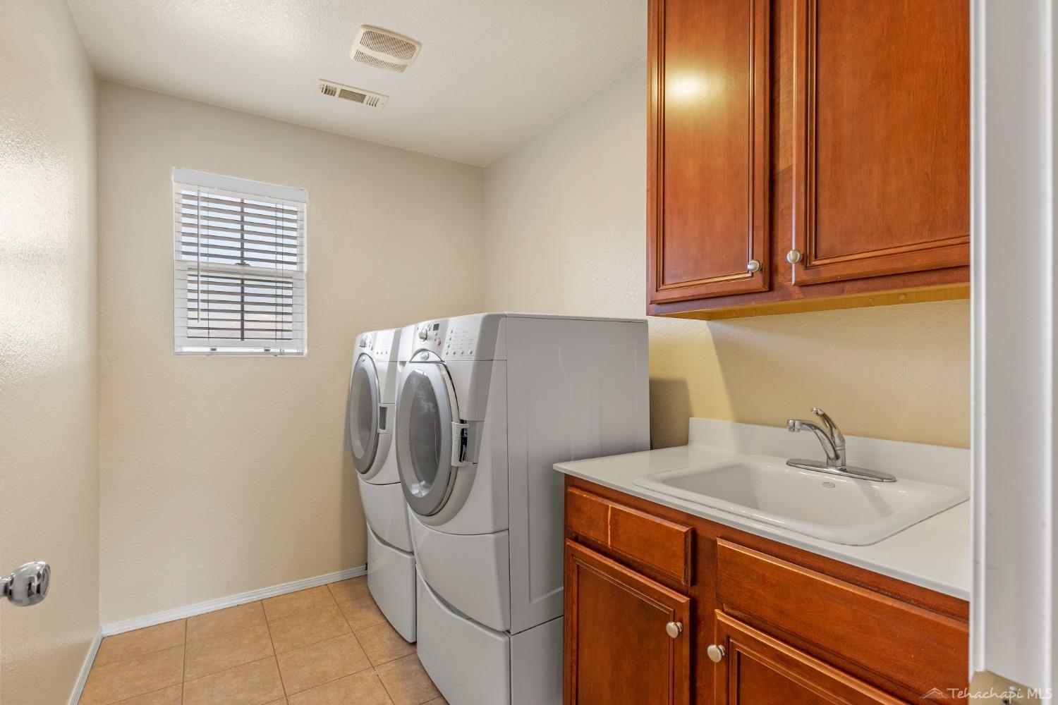 228 Sweetleaf Lane Tehachapi, CA 93561 - Photo 25 of 37 Gallery Image 25