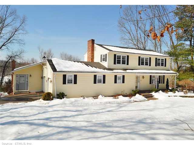 16 Charnley Road Enfield, CT 06082 - Photo 1 of 1 a front view of a house