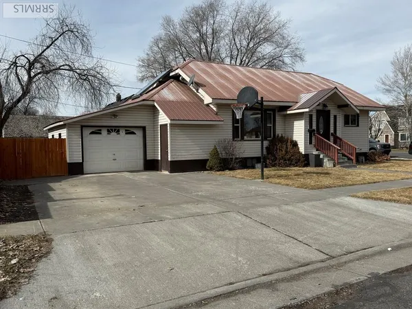 $369,000 | 247 North 3rd Street East, St. Anthony, ID 83445