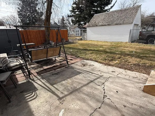 $369,000 | 247 North 3rd Street East, St. Anthony, ID 83445