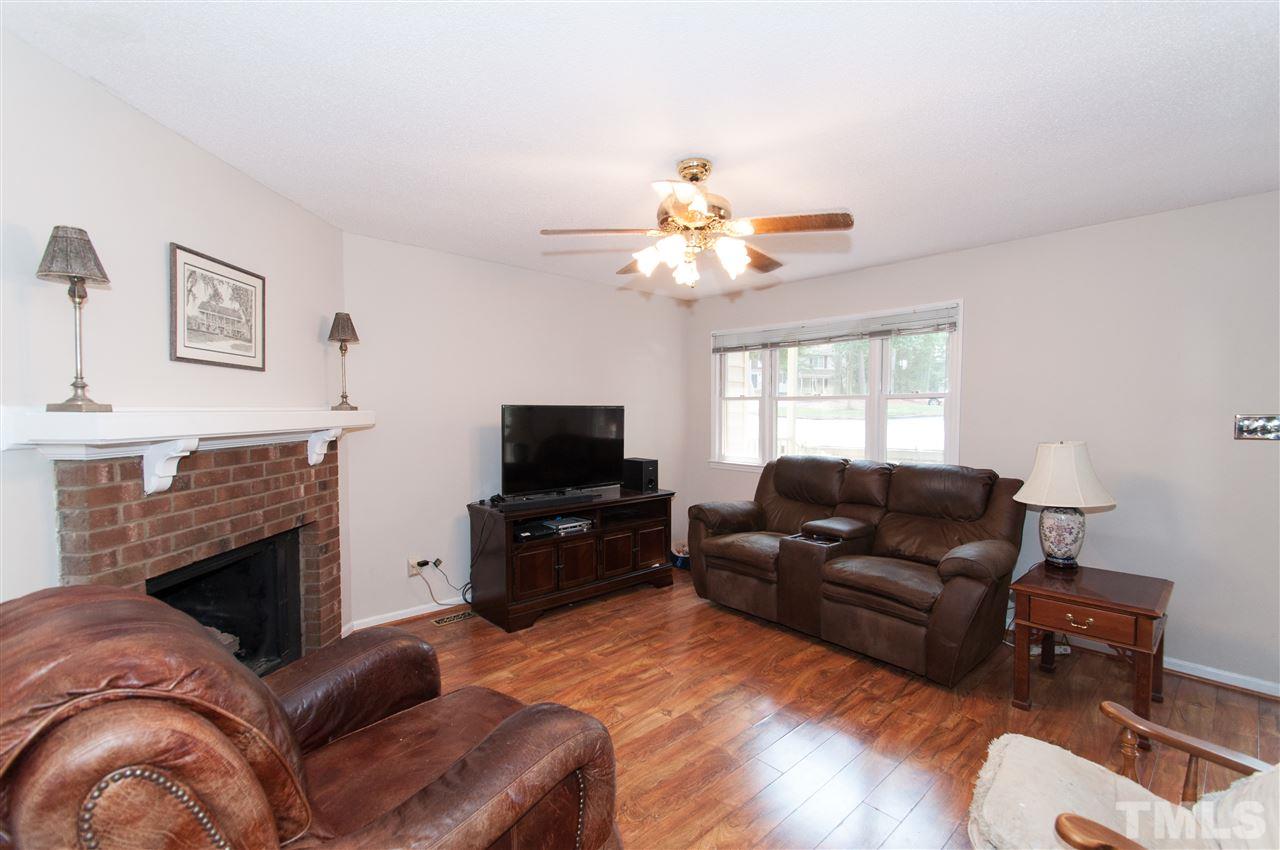 706 Benchmark Drive Raleigh, NC 27615 - Photo 3 of 14 Gallery Image 3