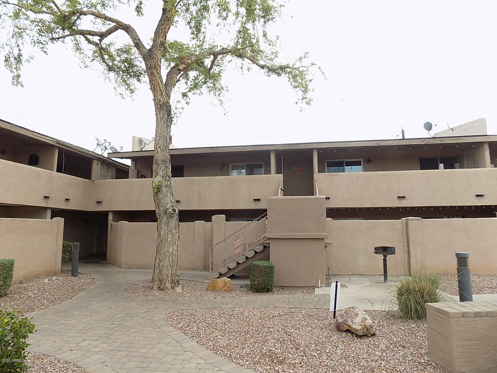 810 East Colter Street, Unit 30 Phoenix, AZ 85014 - Photo 1 of 22 Colter Frt 30