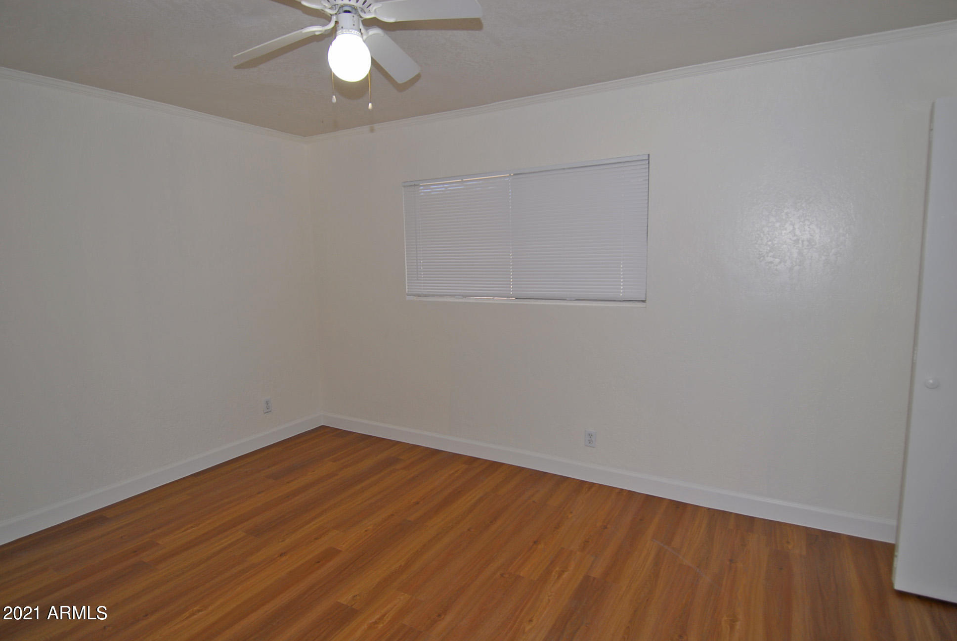 810 East Colter Street, Unit 30 Phoenix, AZ 85014 - Photo 16 of 22 12BR2 2 Window