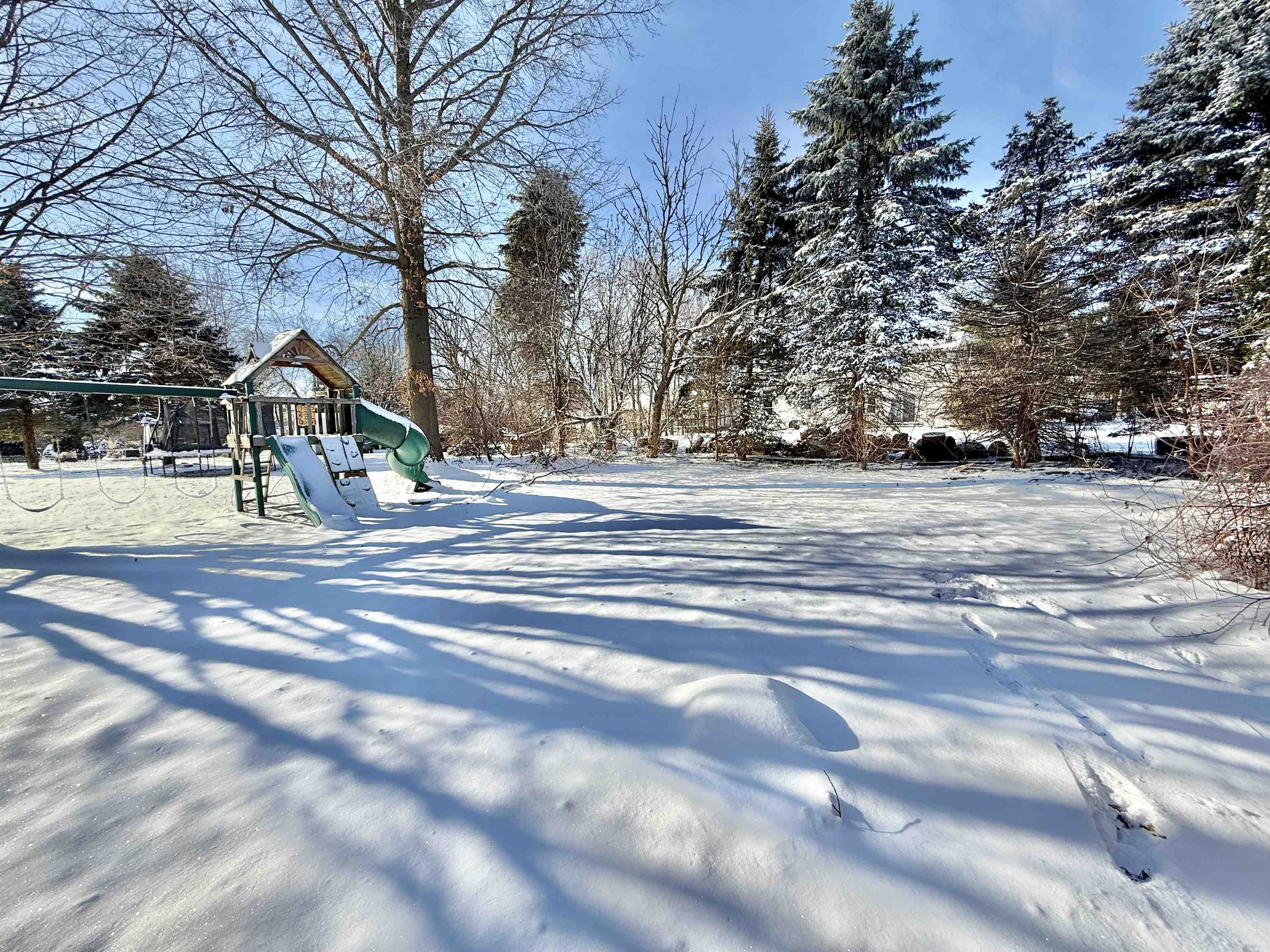 120 Lamplighter Loop Southeast Poplar Grove, IL 61065 - Photo 4 of 30 a view of a basketball court