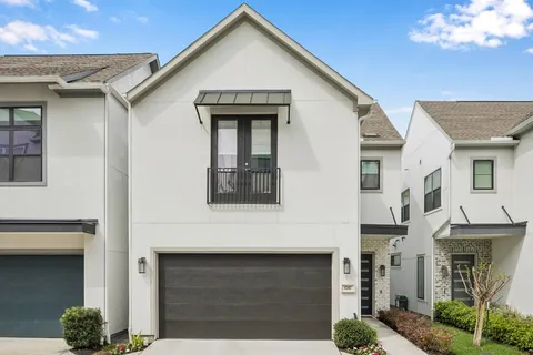 $652,000 | 1747 Ojeman Point Lane, Houston, TX 77055