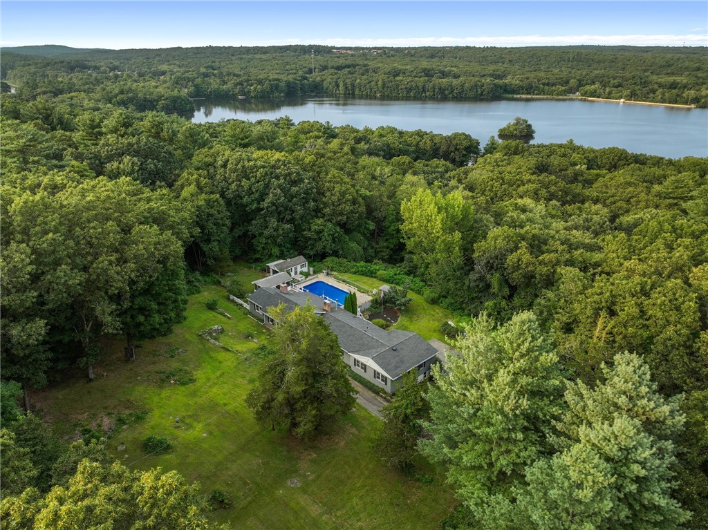 55 Williams Road Smithfield, RI 02917 - Photo 2 of 50