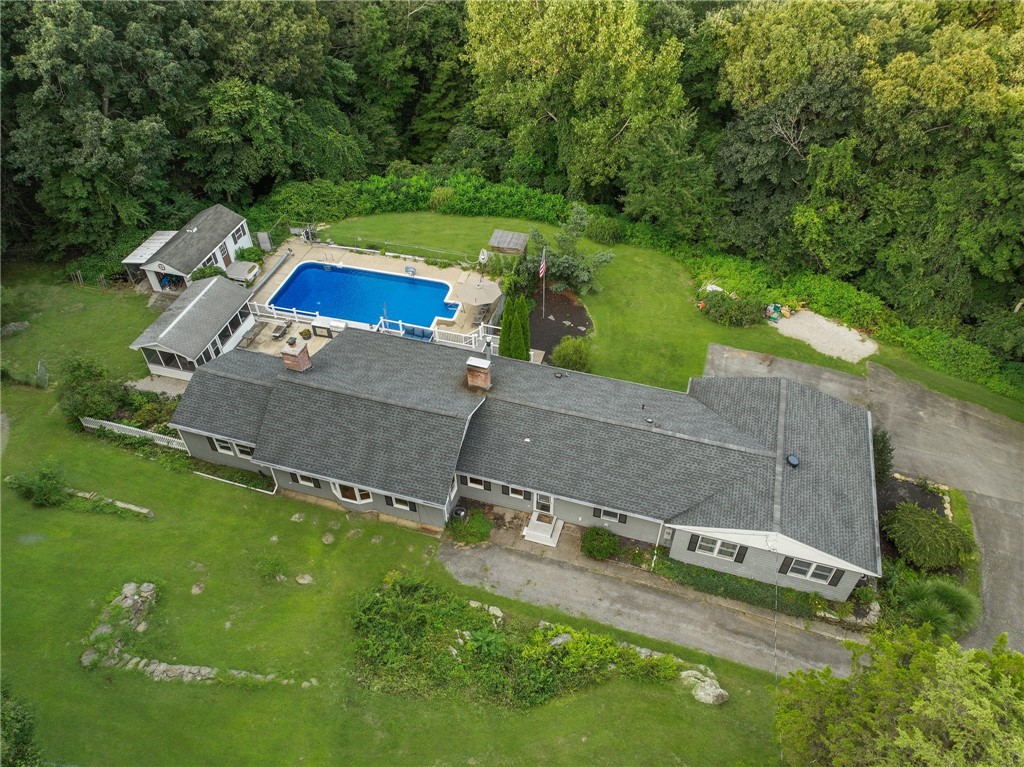 55 Williams Road Smithfield, RI 02917 - Photo 4 of 50