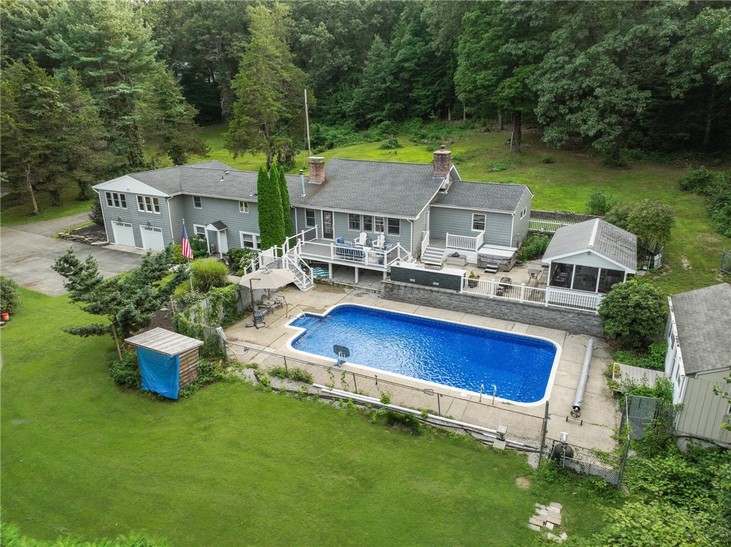 55 Williams Road Smithfield, RI 02917 - Photo 6 of 50