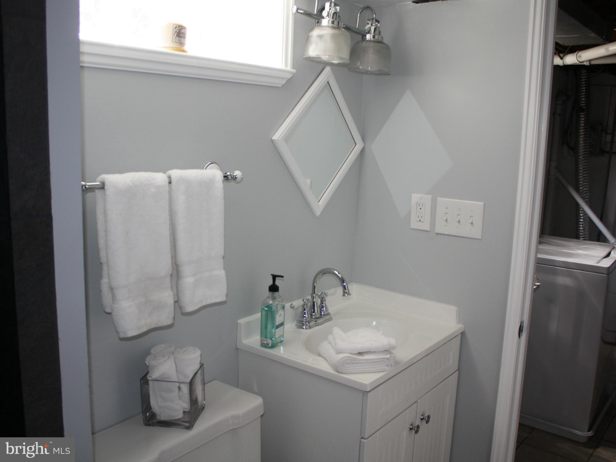 1732 Aberdeen Road Baltimore, MD 21286 - Photo 23 of 26 Bath