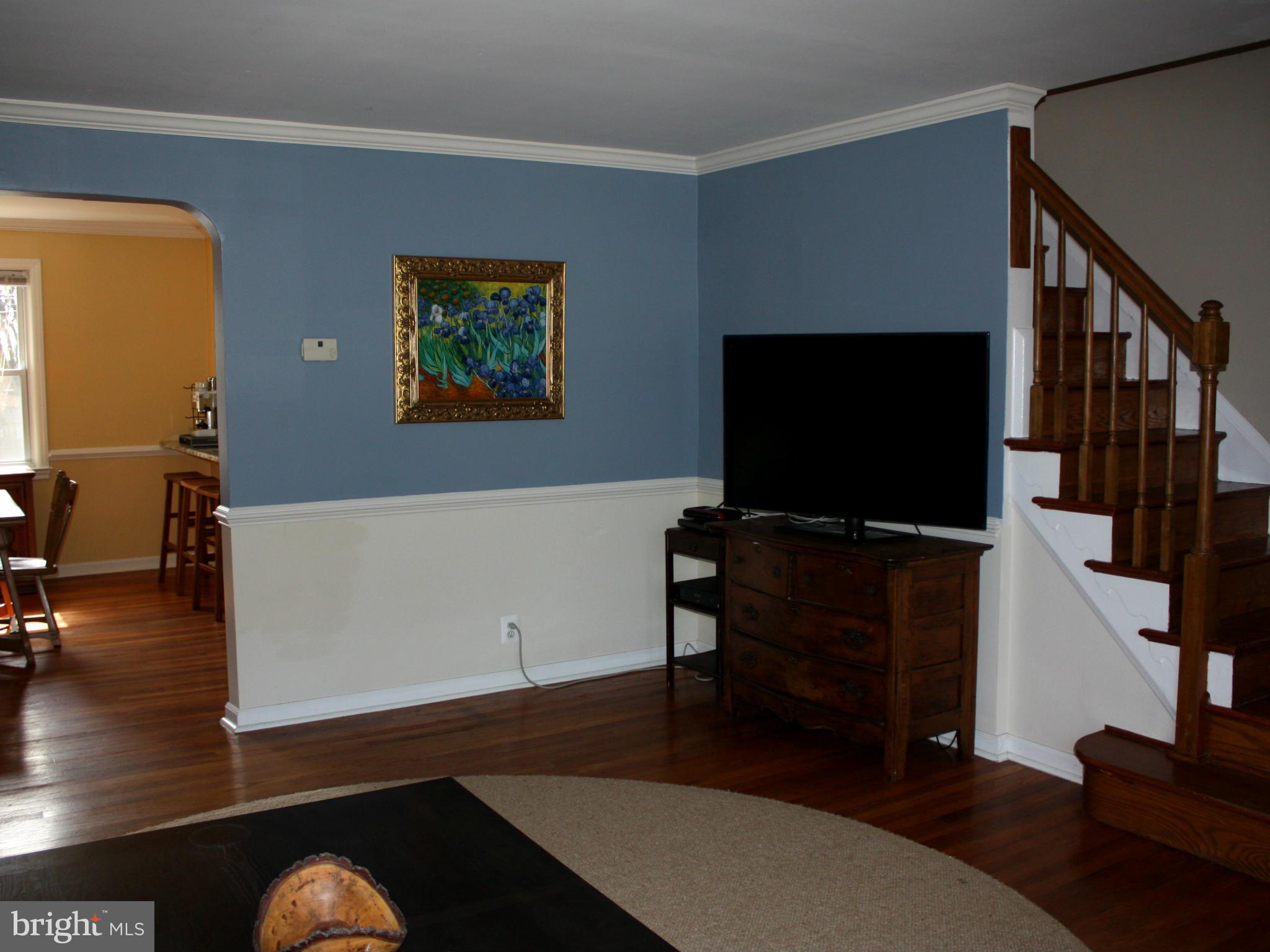 1732 Aberdeen Road Baltimore, MD 21286 - Photo 4 of 26 Living Room