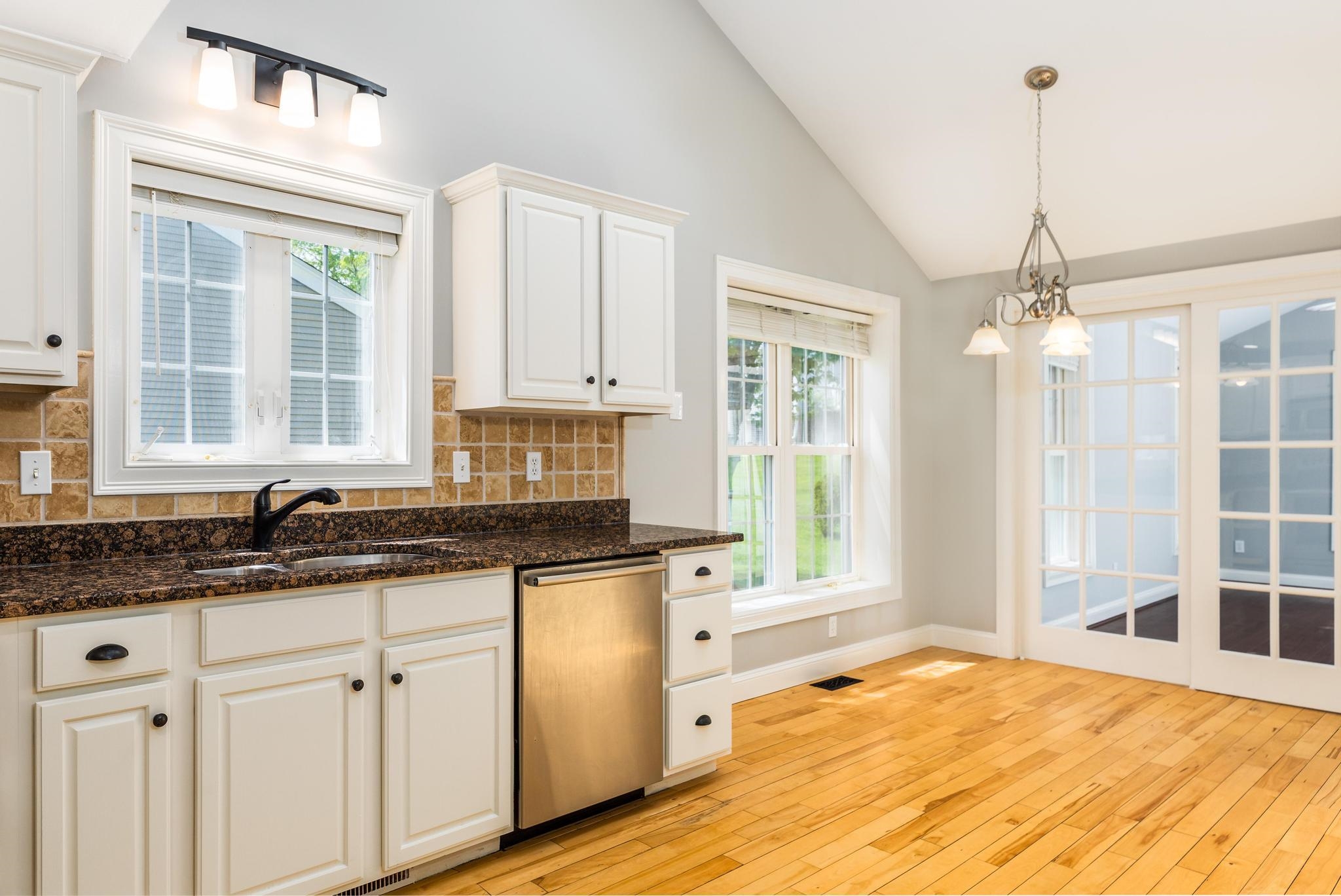 38 Hampton Meadows Hampton, NH 03842 - Photo 9 of 23