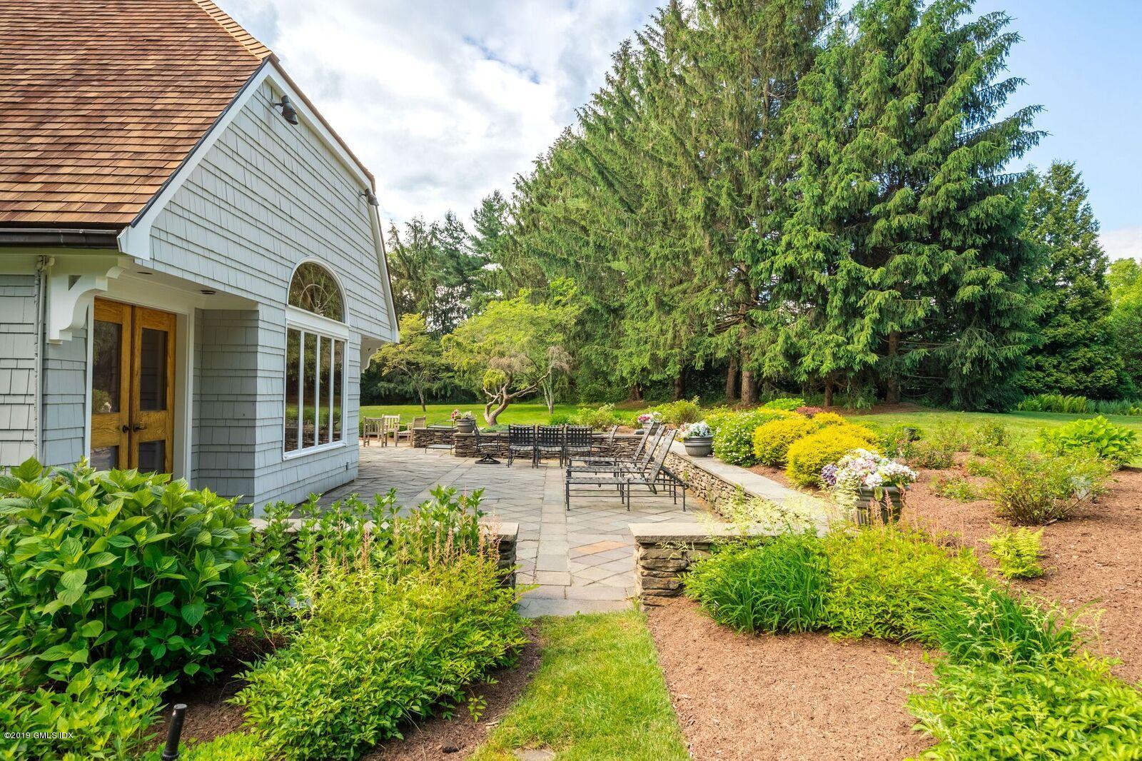 183 Round Hill Road Greenwich, CT 06831 - Photo 14 of 17 TERRACE