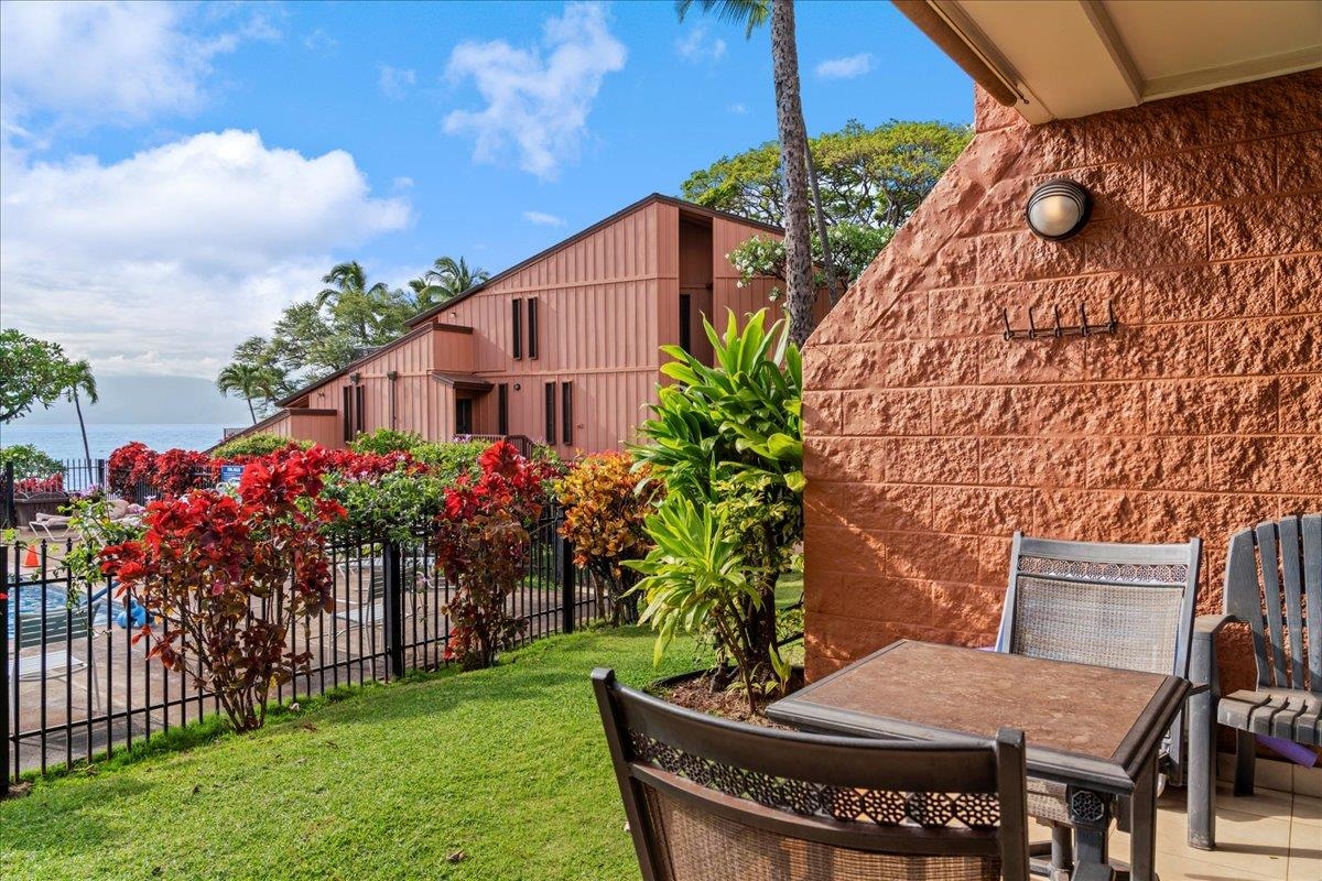 3959 Lower Honoapiilani Road, Unit 302 Lahaina, HI 96761 - Photo 24 of 33 Gallery Image 24