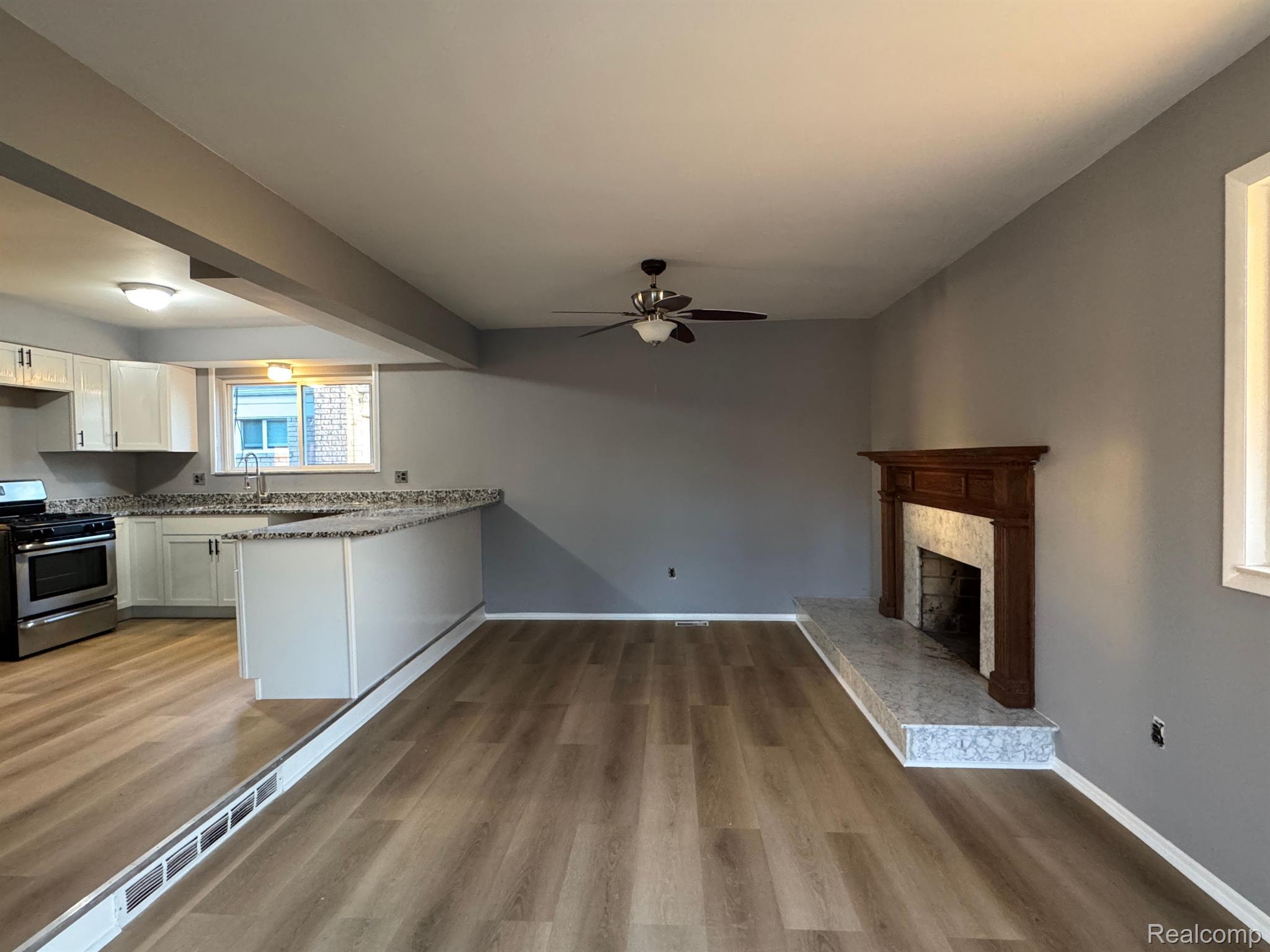 25459 Burg Road Warren, MI 48089 - Photo 9 of 33 Gallery Image 9