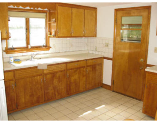 15 Curtis Road Saugus, MA 01906 - Photo 2 of 15 Gallery Image 2