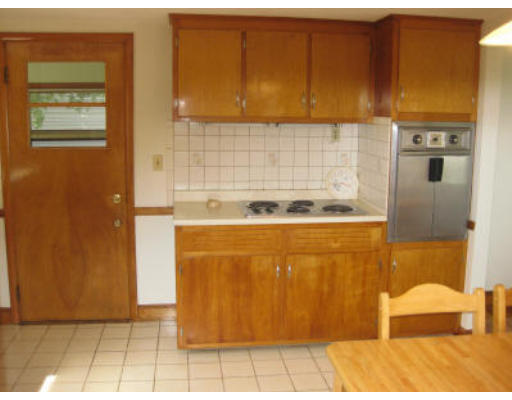 15 Curtis Road Saugus, MA 01906 - Photo 3 of 15 Gallery Image 3