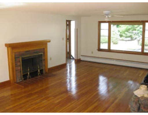 15 Curtis Road Saugus, MA 01906 - Photo 6 of 15 Gallery Image 6