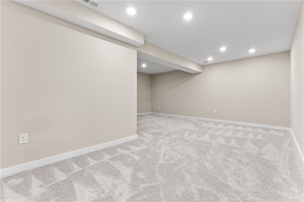 1309 Bedford Road Irwin, PA 15642 - Photo 5 of 40 Gallery Image 5
