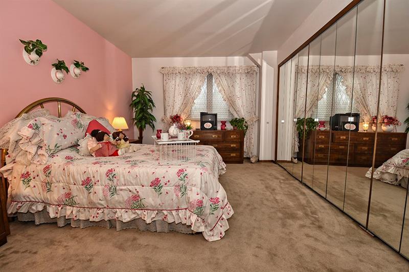 507 Myoma Road Mars, PA 16046 - Photo 19 of 25 Bedroom #2 is 14x11 with a closet that is 14ft long!!!