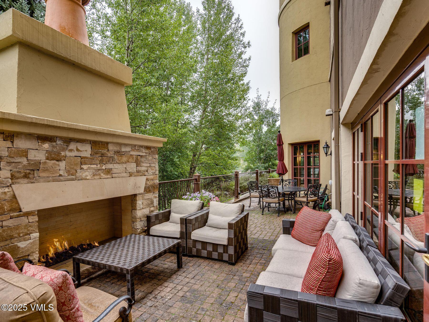 38390 Hwy 6 Avon Co 81620, Unit 202 Avon, CO 81620 - Photo 4 of 46 photo_online_004