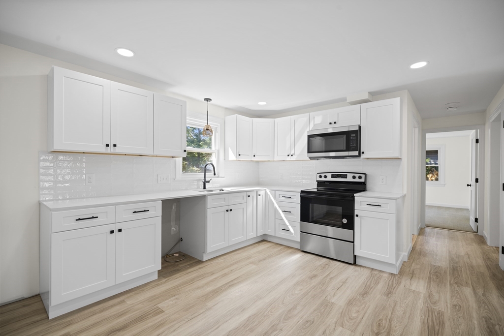 6 Sparrow Drive Springfield, MA 01119 - Photo 10 of 42 Gallery Image 10