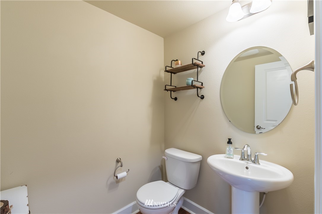 3223 178th Place Southeast Bothell, WA 98012 - Photo 15 of 35