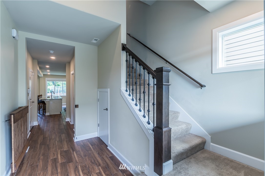 3223 178th Place Southeast Bothell, WA 98012 - Photo 4 of 35