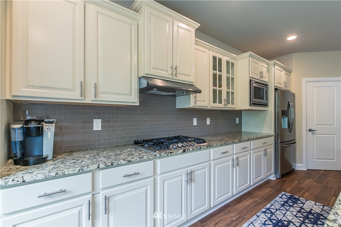 3223 178th Place Southeast Bothell, WA 98012 - Photo 7 of 35