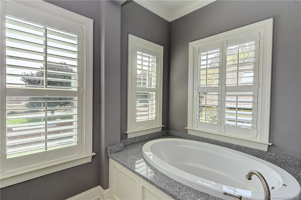 4342 Tottenham Road Charlotte, NC 28226 - Photo 25 of 35 Gallery Image 25
