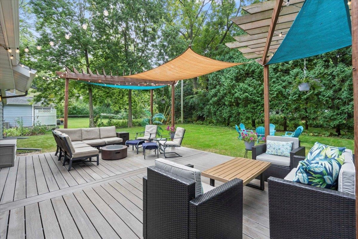 5133 Tomahawk Trail Madison, WI 53705 - Photo 38 of 54