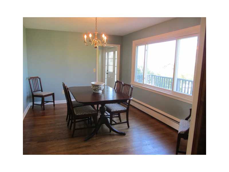 110 Robin Road Portsmouth, RI 02871 - Photo 7 of 25 Dining Room.