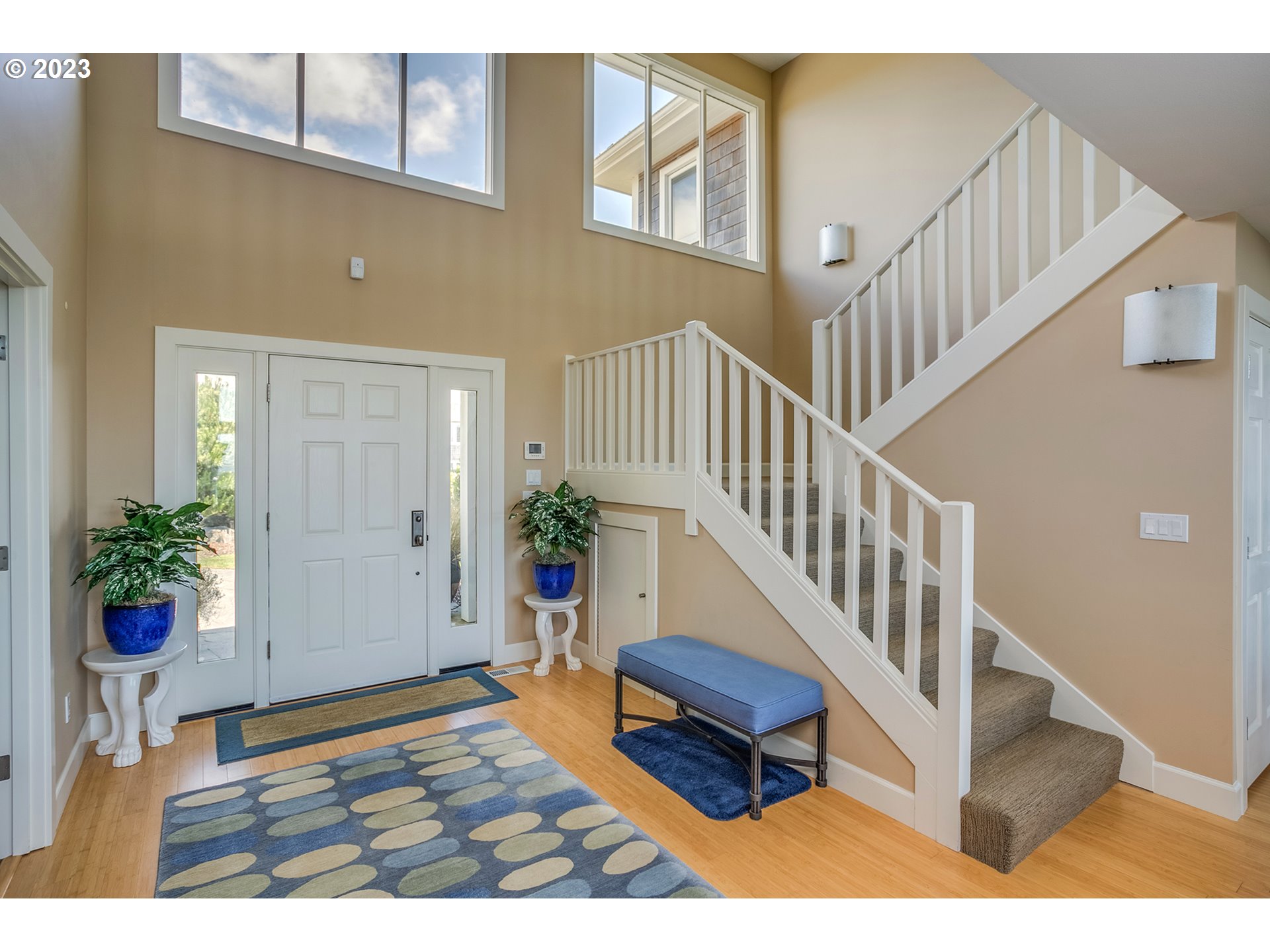 4710 High Ridge Road Gearhart, OR 97138 - Photo 17 of 44 a view of an entryway with wooden floor