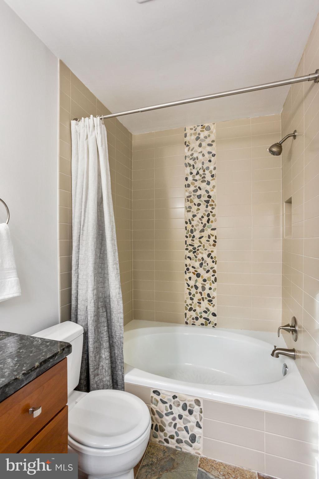 1331 19th Road South Arlington, VA 22202 - Photo 28 of 48 Gallery Image 28