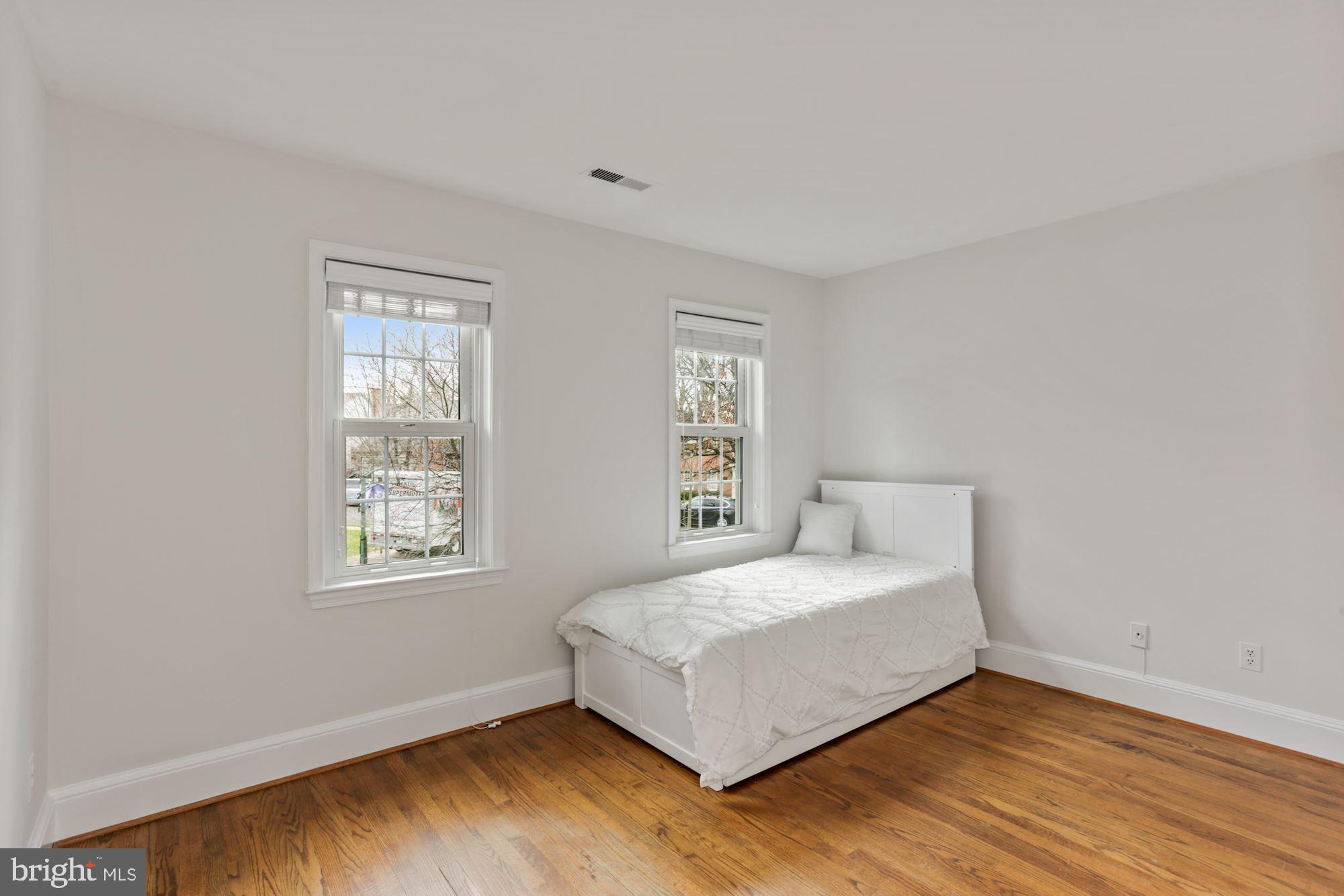 1331 19th Road South Arlington, VA 22202 - Photo 31 of 48 Gallery Image 31