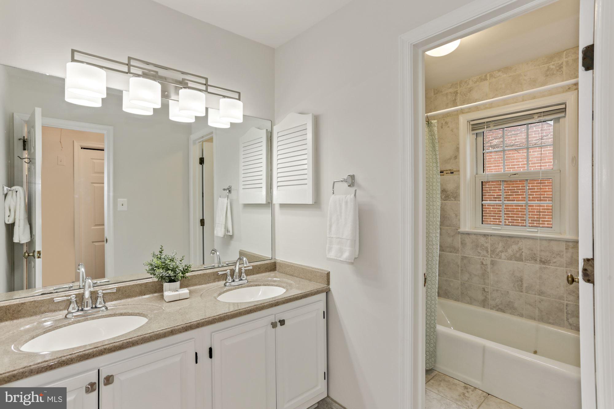 1331 19th Road South Arlington, VA 22202 - Photo 32 of 48 Gallery Image 32