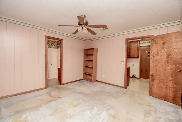 $259,900 | 718 Partridge Lane, Eagle Lake, TX 77434