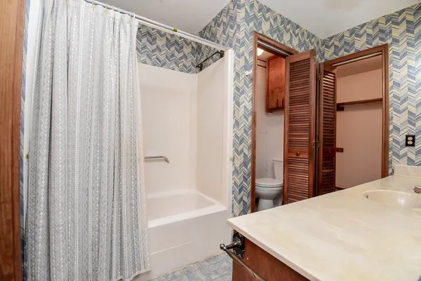 $259,900 | 718 Partridge Lane, Eagle Lake, TX 77434