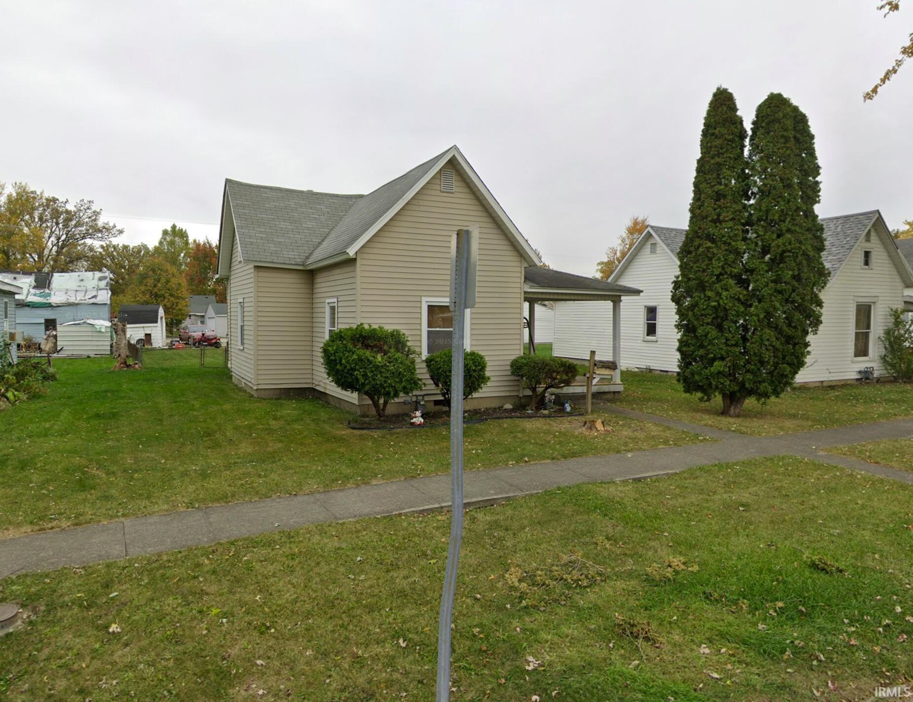 940 West Main Street Portland, IN 47371 - Photo 2 of 19