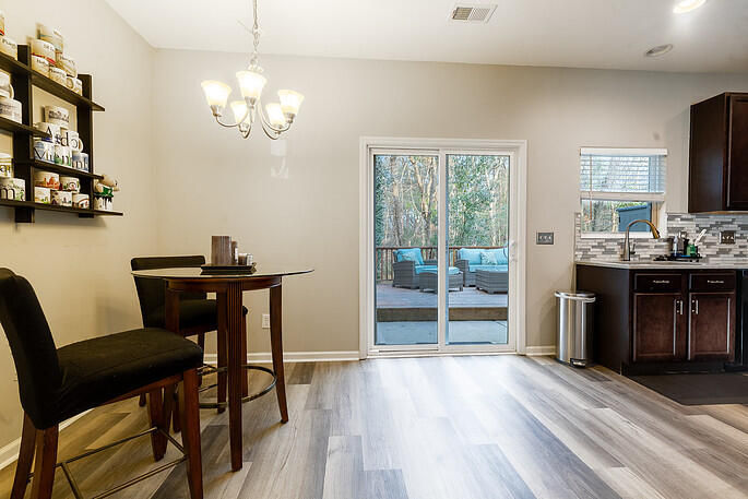 9135 Parlor Drive Ladson, SC 29456 - Photo 9 of 34 Large dining area