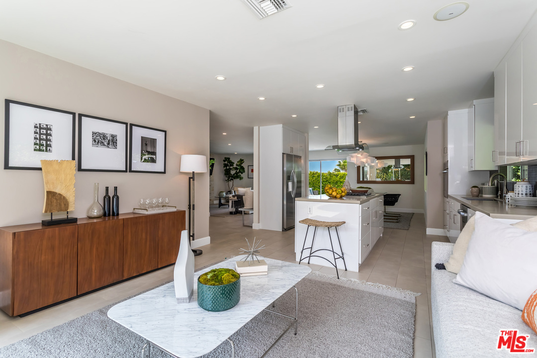 15414 Longbow Drive Sherman Oaks, CA 91403 - Photo 12 of 37