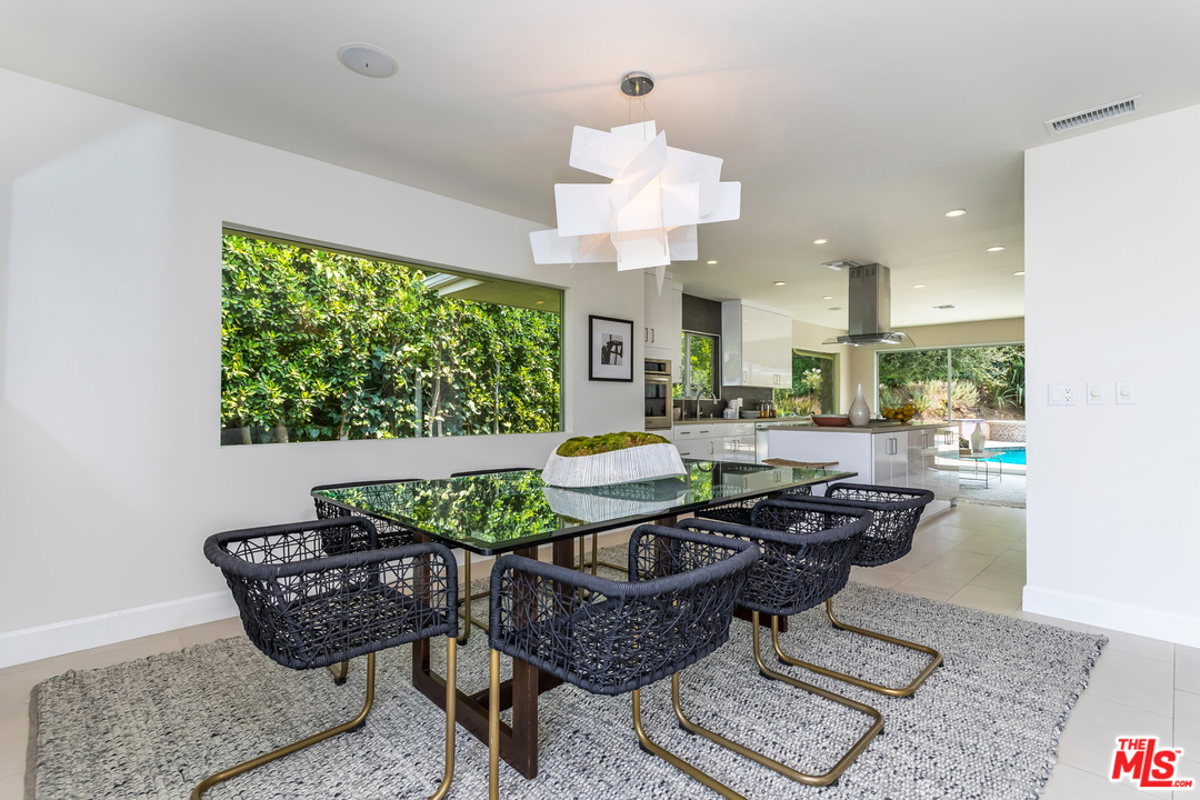 15414 Longbow Drive Sherman Oaks, CA 91403 - Photo 9 of 37