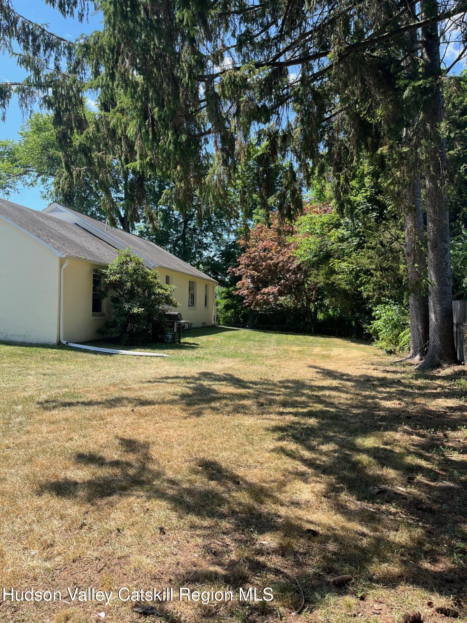 1067 Codwise Street Kingston, NY 12401 - Photo 24 of 34 IMG_7469