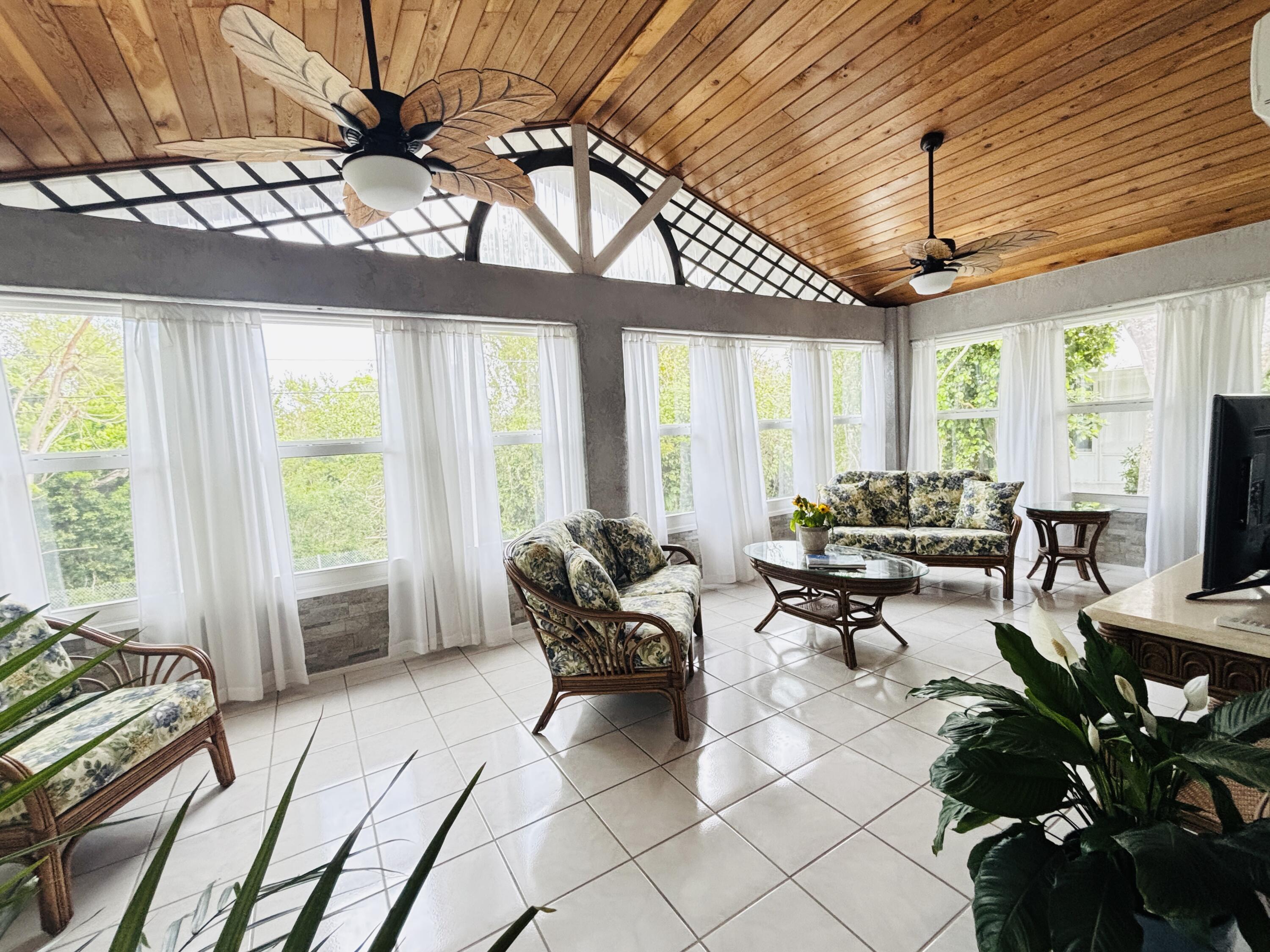 1033 Valencia Road Key Largo, FL 33037 - Photo 18 of 72 IMG_2450