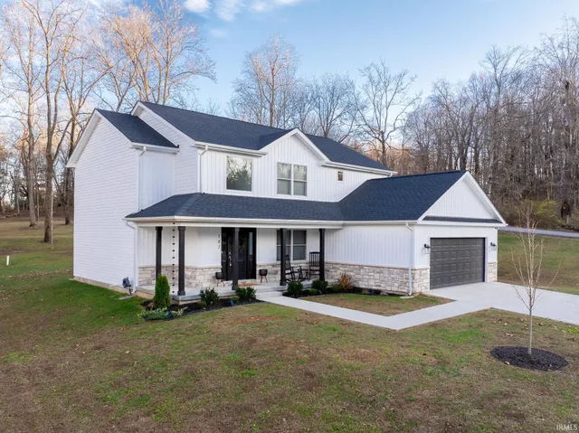 $450,000 | 182 White Point, Bedford, IN 47421