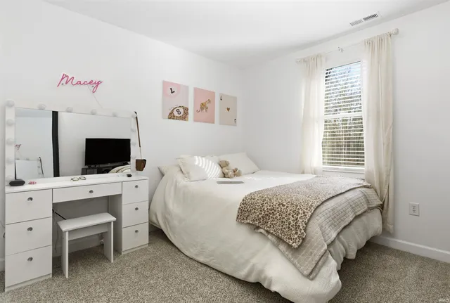 $450,000 | 182 White Point, Bedford, IN 47421