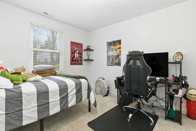 $450,000 | 182 White Point, Bedford, IN 47421