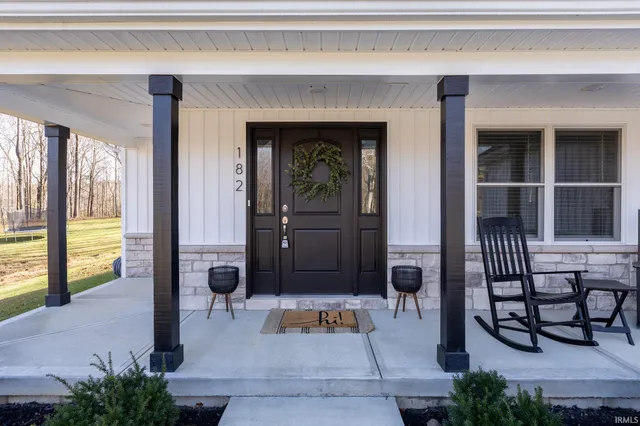 $450,000 | 182 White Point, Bedford, IN 47421
