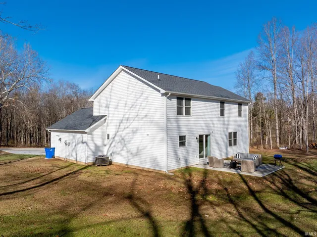 $450,000 | 182 White Point, Bedford, IN 47421