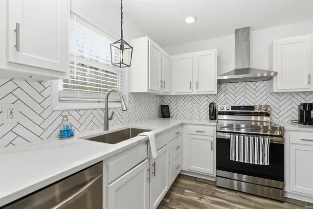 $450,000 | 182 White Point, Bedford, IN 47421