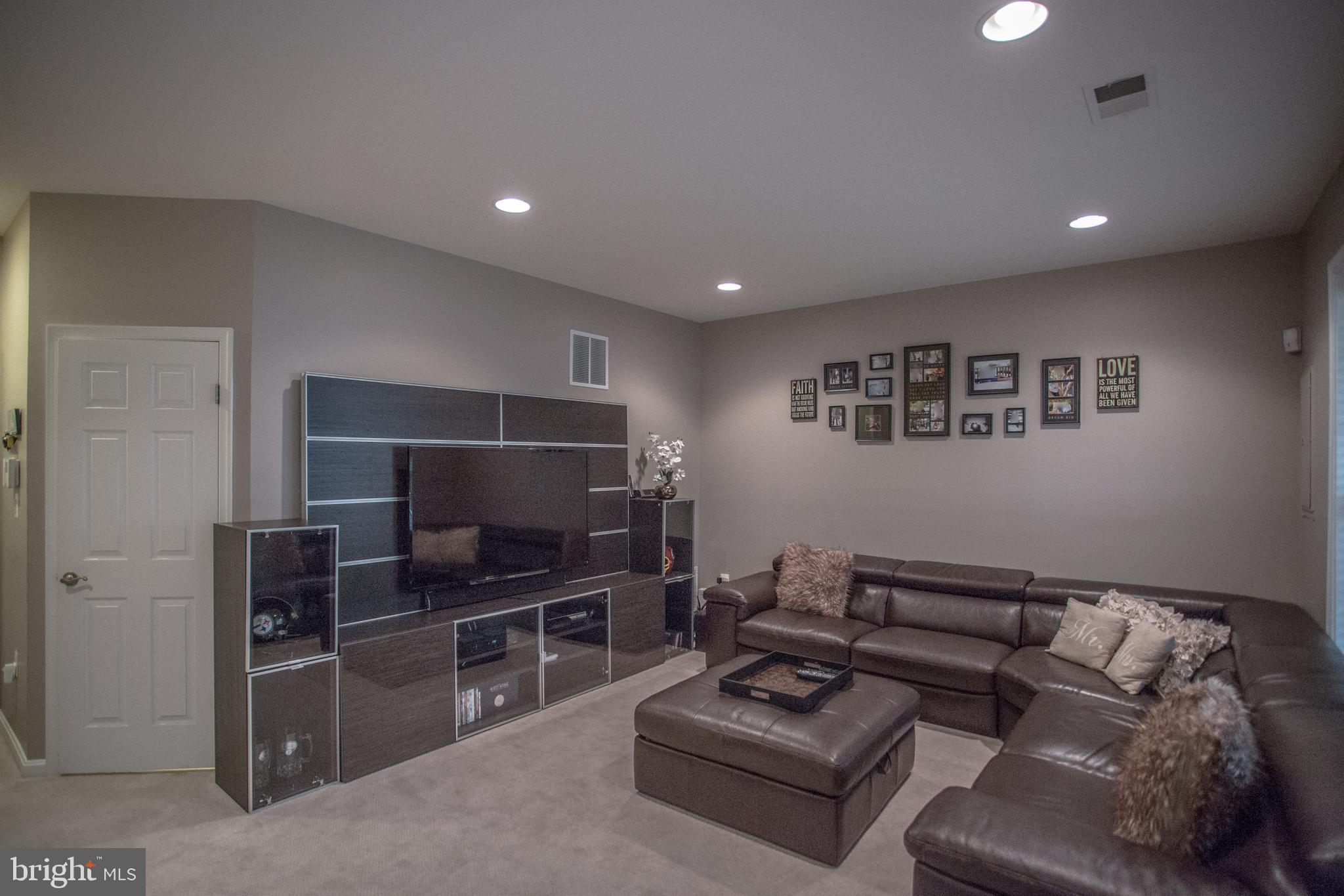 9174 Furey Road Lorton, VA 22079 - Photo 37 of 40 Gallery Image 37